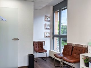 Wartezimmer - Zahnarztpraxis Dr. Böswetter | Dresden Neustadt